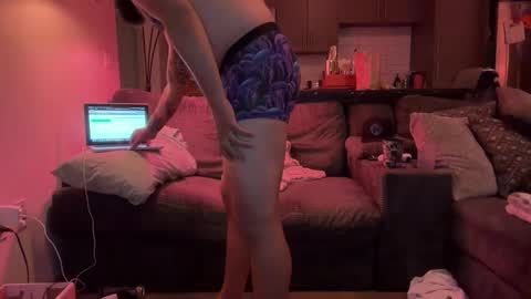 Snapshot of curiousbwcc chatting on 09/17/25, 11:56 curiousbwcc online show from 09/17/25, 11:56