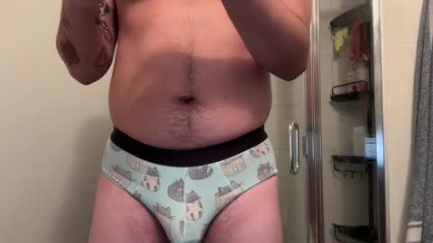 Snapshot of curiousbwcc chatting on 12/17/25, 11:33 curiousbwcc online show from 12/17/25, 11:33