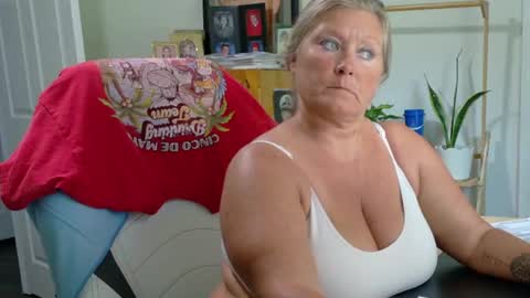 curious couple online show from 07/08/26, 05:28