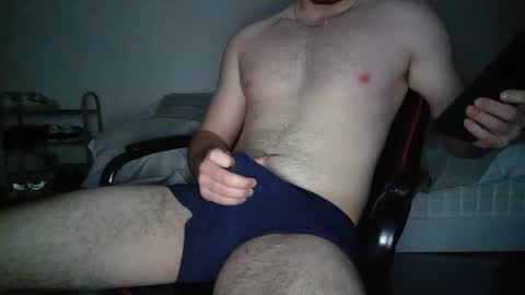 Snapshot of curiousharryxx chatting on 12/15/24, 04:15 BritishHarry online show from 12/15/24, 04:15