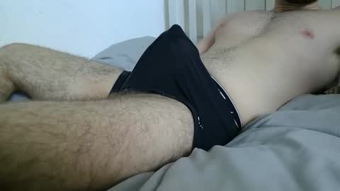 Snapshot of curiousharryxx chatting on 10/27/25, 03:05 BritishHarry online show from 10/27/25, 03:05