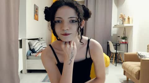 Kira online show from 06/03/26, 11:10
