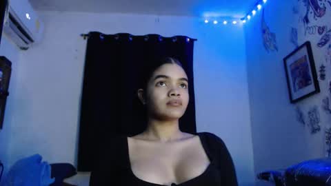 Snapshot of curly_dani chatting on 11/01/25, 09:39 curly_dani online show from 11/01/25, 09:39