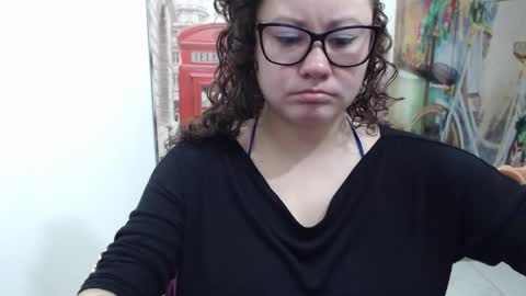 Vannesa online show from 11/24/25, 06:29