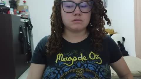 Vannesa online show from 05/22/26, 01:24