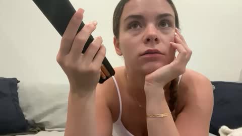 Snapshot of curlylatinaa chatting on 11/08/25, 05:23 Curly Latina online show from 11/08/25, 05:23