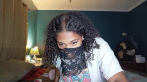 Snapshot of curlynony chatting on 09/25/25, 11:08 Curlynony online show from 09/25/25, 11:08