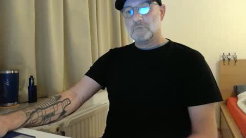 Curman85 online show from 02/14/26, 11:56