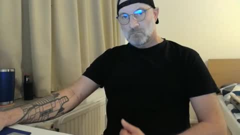 Curman85 online show from 04/20/26, 10:44