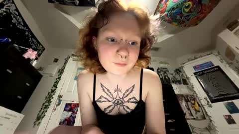 Snapshot of curryarches chatting on 09/16/25, 12:55 curryarches online show from 09/16/25, 12:55