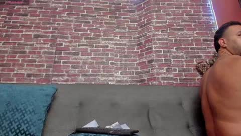 Snapshot of curt_x chatting on 01/18/25, 02:58 Curt online show from 01/18/25, 02:58