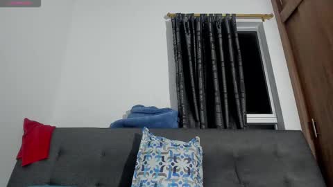 Snapshot of curt_x chatting on 10/16/25, 05:30 Curt online show from 10/16/25, 05:30