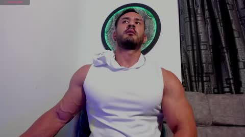 Snapshot of curt_xxx chatting on 05/30/26, 02:08 CURT X online show from 05/30/26, 02:08