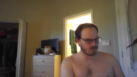 Snapshot of curtcurt0804 chatting on 02/17/25, 01:32 curtcurt0804 online show from 02/17/25, 01:32