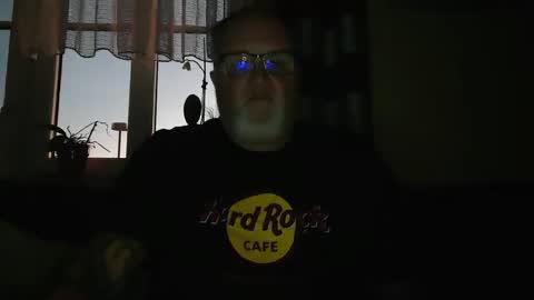 Snapshot of curtus14 chatting on 12/25/24, 03:49 curtus14 online show from 12/25/24, 03:49