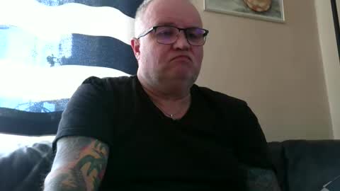 Snapshot of curtus14 chatting on 11/16/25, 12:00 curtus14 online show from 11/16/25, 12:00