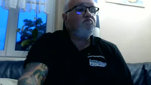 curtus14 online show from 06/22/26, 07:33