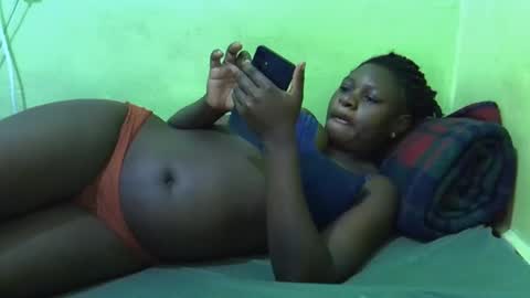 curvy_corazon1 online show from 10/19/25, 04:57