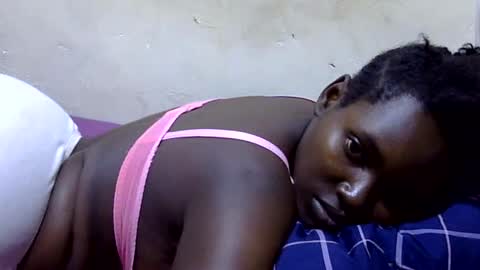 Snapshot of curvy_queen12 chatting on 07/29/26, 11:58 curvy_queen12 online show from 07/29/26, 11:58