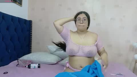 Snapshot of curvybuffgirl chatting on 07/20/26, 07:38 Michel online show from 07/20/26, 07:38