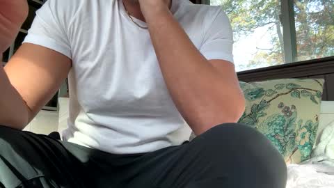 Snapshot of curvyd454066 chatting on 09/30/25, 01:27 curvyd454066 online show from 09/30/25, 01:27