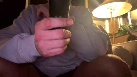 Snapshot of curvyd454066 chatting on 10/01/25, 01:44 curvyd454066 online show from 10/01/25, 01:44