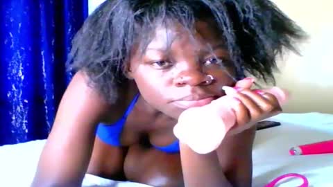 Snapshot of curvyjoan chatting on 02/18/25, 08:27 curvyjoan online show from 02/18/25, 08:27