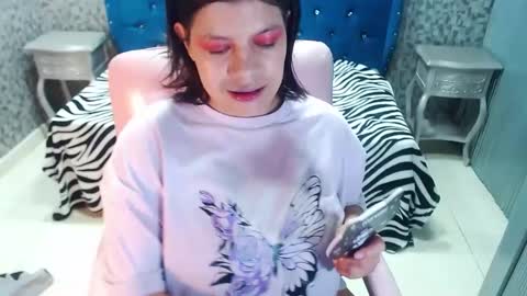 Snapshot of curvyjulieth chatting on 09/23/25, 05:10 Julieth online show from 09/23/25, 05:10