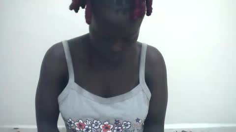 Snapshot of curvynubian chatting on 04/19/26, 08:13 curvynubian online show from 04/19/26, 08:13