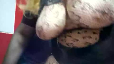 Snapshot of curvypamela674 chatting on 10/29/25, 10:11 curvypamela674 online show from 10/29/25, 10:11