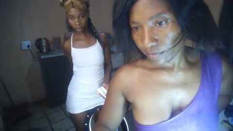 curvypear76x online show from 02/10/26, 11:03