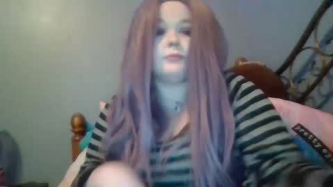 dahlia -kim online show from 02/12/25, 05:05