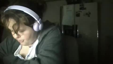 dahlia -kim online show from 03/10/26, 10:53