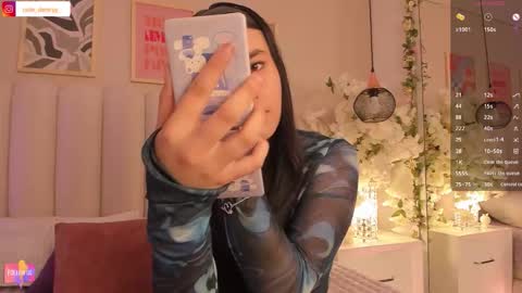 Snapshot of cute__cherry_ chatting on 11/15/25, 07:54 Amber online show from 11/15/25, 07:54