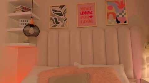 Amber  online show from 01/18/26, 12:20