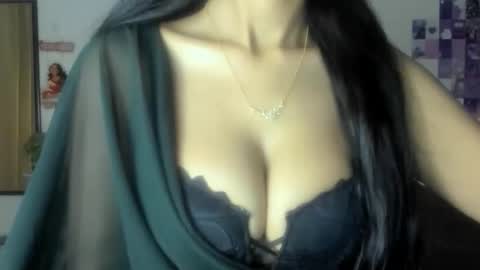 Snapshot of cute_alishaa chatting on 04/28/26, 05:29 Alisha online show from 04/28/26, 05:29