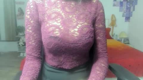 Snapshot of cute_alishaa chatting on 05/15/26, 05:42 Alisha online show from 05/15/26, 05:42