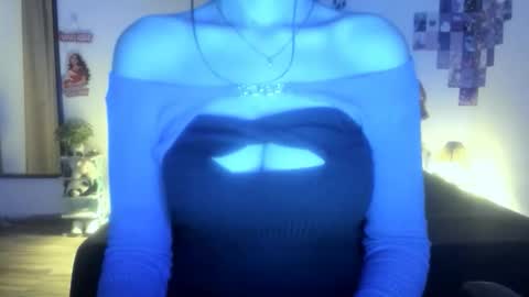 Snapshot of cute_alishaa chatting on 05/18/26, 05:41 Alisha online show from 05/18/26, 05:41