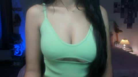 Snapshot of cute_alishaa chatting on 07/15/26, 10:04 Alisha online show from 07/15/26, 10:04