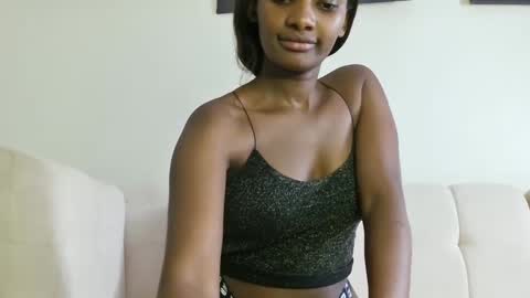 Snapshot of cute_annah chatting on 02/26/25, 06:15 cute annah online show from 02/26/25, 06:15