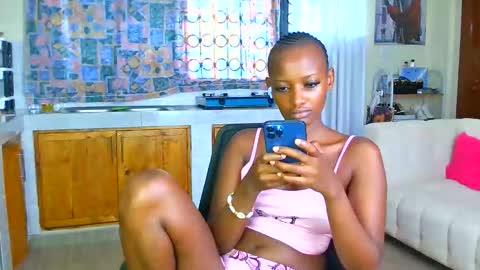 cute annah online show from 05/27/26, 06:43