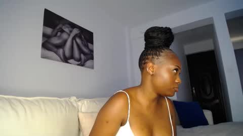 Liya online show from 01/19/25, 06:20
