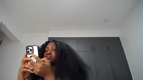 Snapshot of cute_ass18 chatting on 07/15/26, 03:12 Liya online show from 07/15/26, 03:12