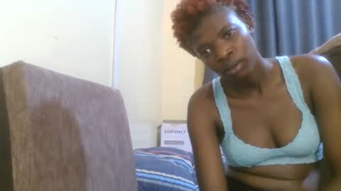 cute_banice online show from 12/25/24, 07:45