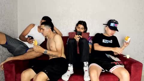 ARTURO-18  MATIAS-18  NIKOLAY-19  HADES-18  GABO-19 online show from 03/04/25, 01:59