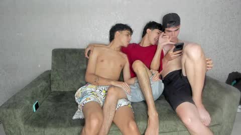 Snapshot of cute_boys18 chatting on 05/19/26, 07:20 ARTURO-18 MATIAS-18 NIKOLAY-19 HADES-18 GABO-19 online show from 05/19/26, 07:20