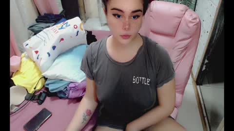 Snapshot of cute_candace chatting on 12/17/24, 05:36 indianadollbaby online show from 12/17/24, 05:36