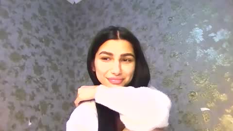 Cherry girl online show from 06/05/26, 08:25