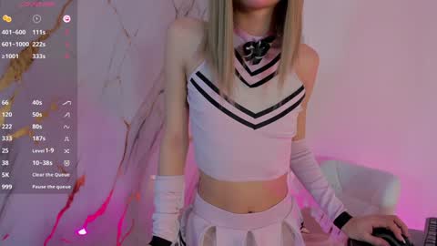          online show from 02/07/25, 12:09