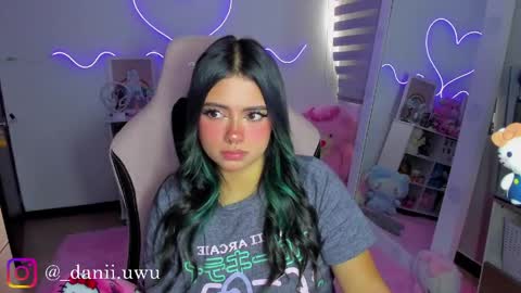 Snapshot of cute_dani__ chatting on 05/29/26, 04:49 Dani online show from 05/29/26, 04:49